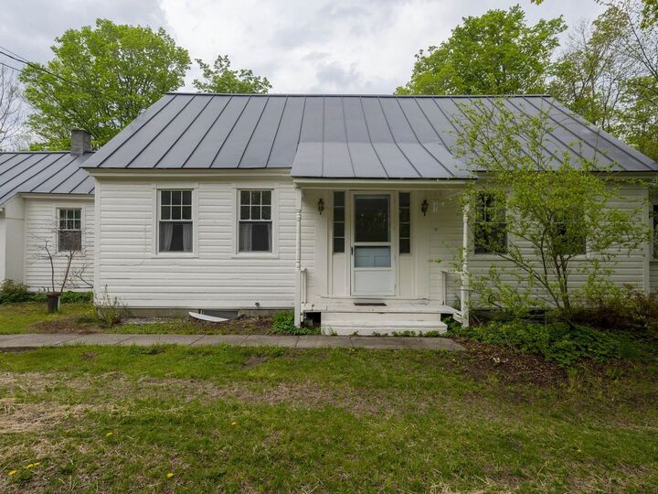 Property Photo: 8913 County Road VT 05648