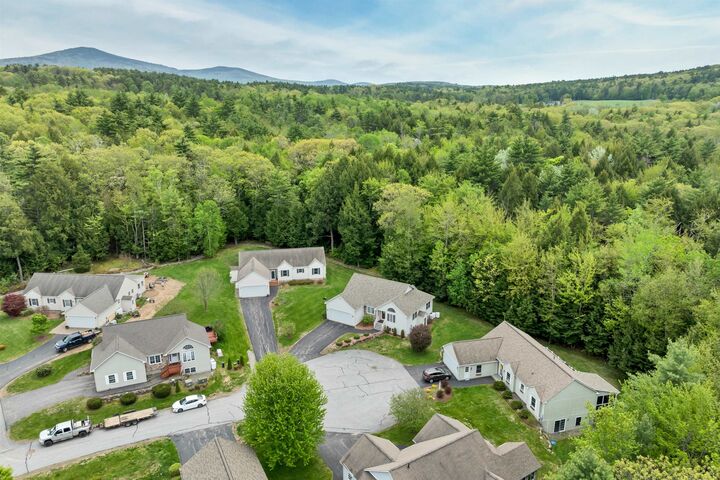 Property Photo:  28 Autumn Lane  NH 03249 