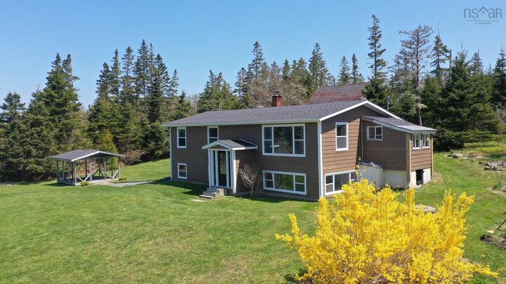 Property Photo: 572 Rockland Road NS B0T 1V0