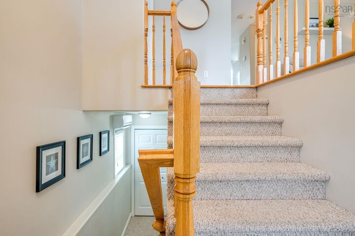 Property Photo:  18 Batten Crescent  NS B4E 3G6 