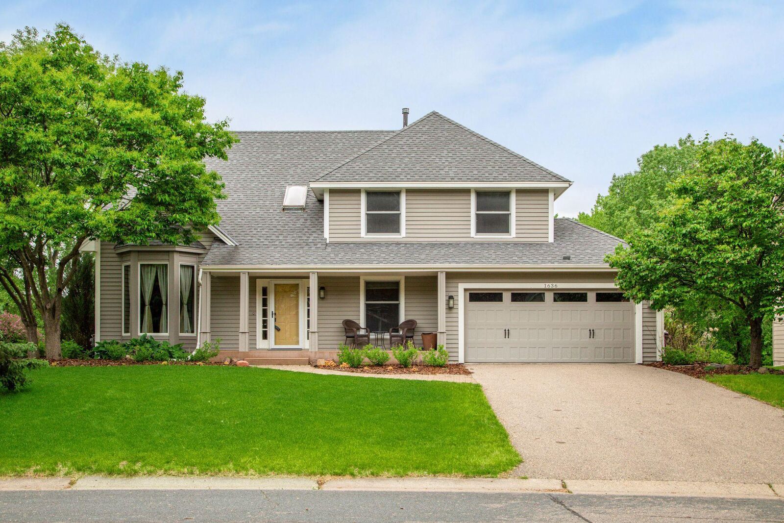 Property Photo:  1636 Ashbury Place  MN 55122 