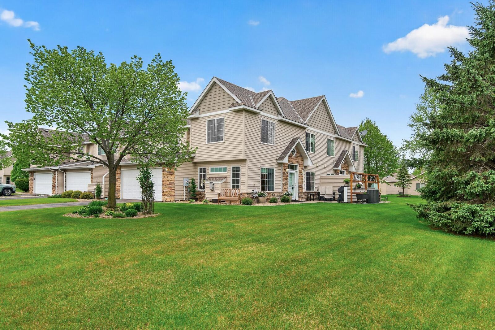 Property Photo:  10011 179th Avenue NW  MN 55330 