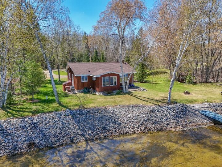Property Photo: 10958 W Splithand Road MN 55744
