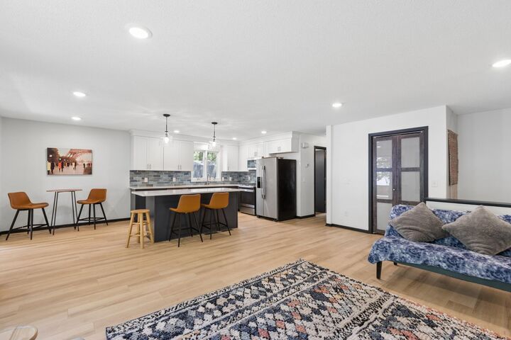 Property Photo: 1195 Lakeshore Drive MN 55309