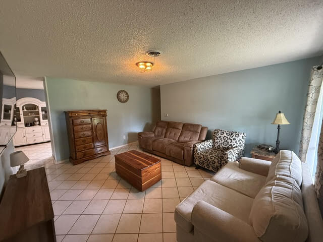 Property Photo: 1402 J Street AR 72833