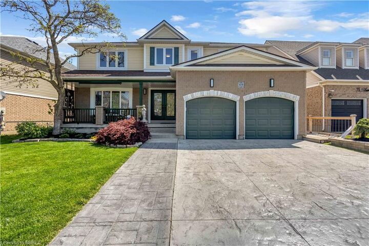 69 Hunter Way — photo 1