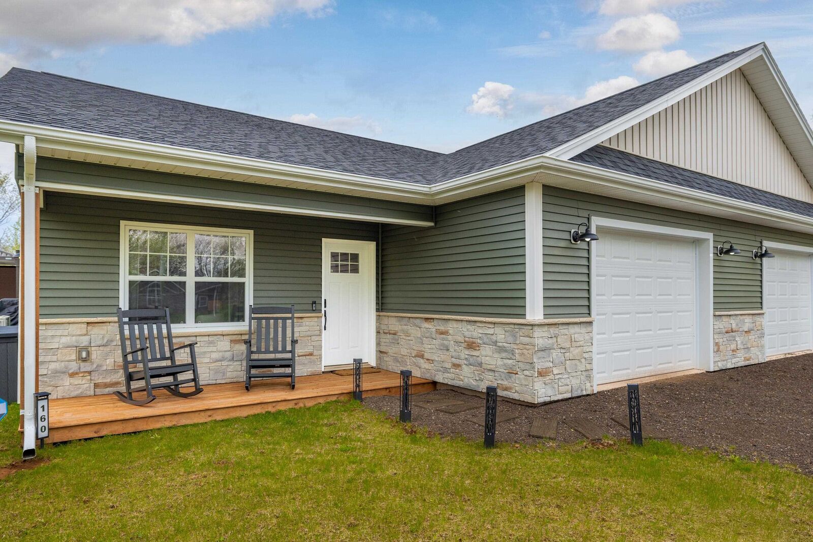 Property Photo:  160 Ocean  PE C1E 1E0 
