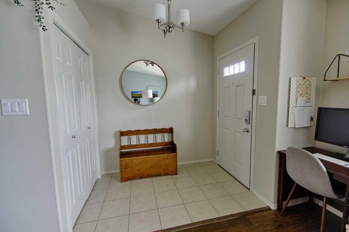 Property Photo: 847 Silkstone Close W AB T1J 5K1