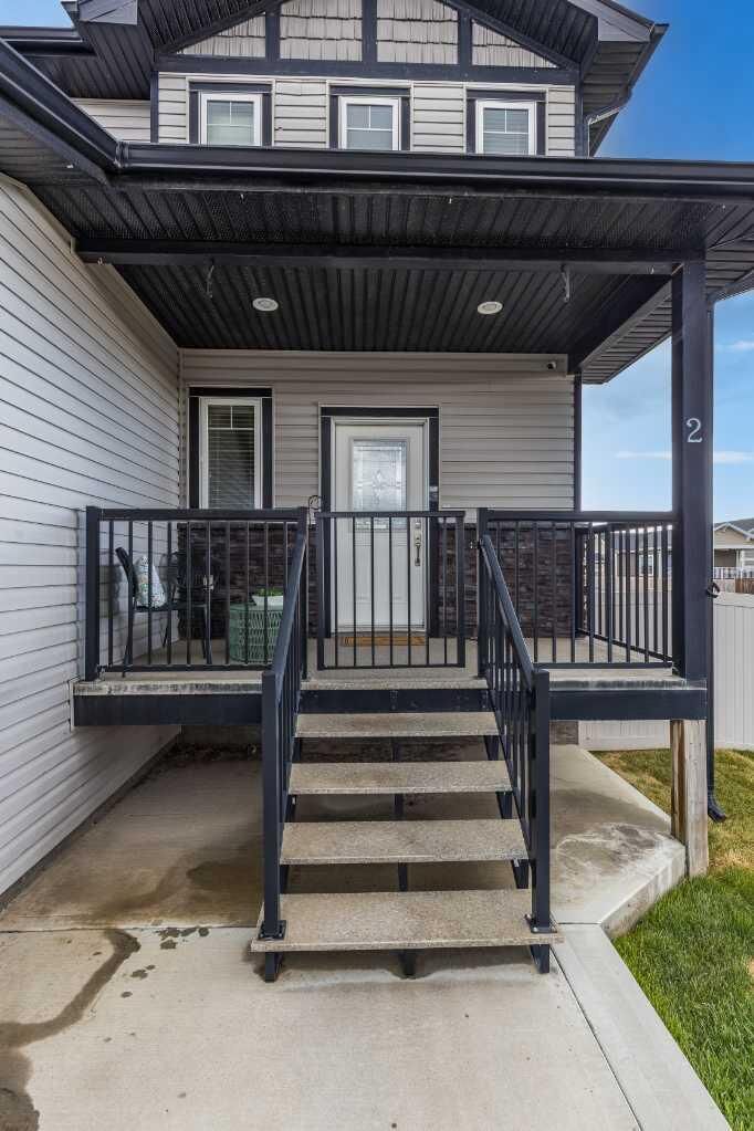 Property Photo: 2 Somerset Cove SE AB T1B 0G5