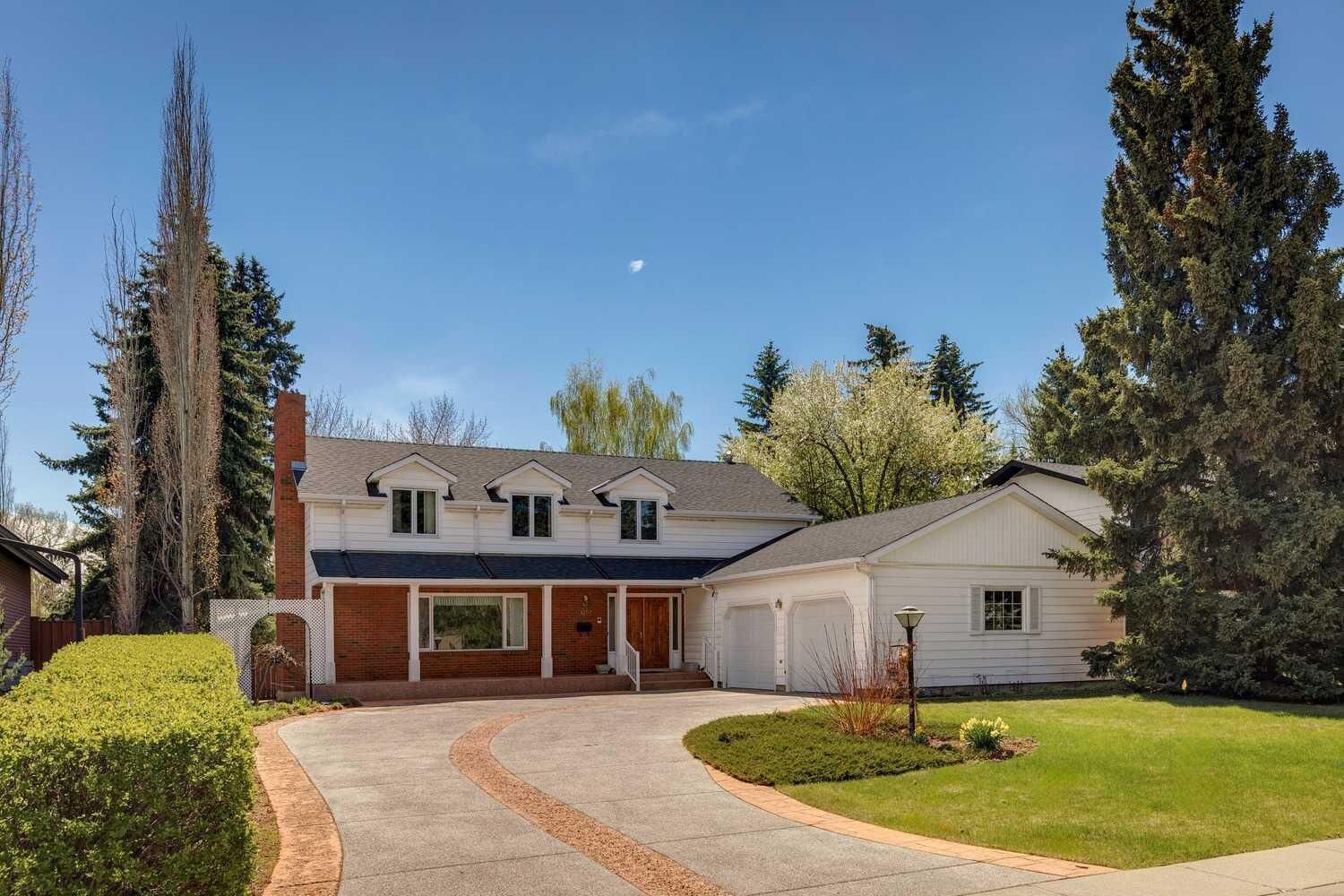 Property Photo:  1207 Baldwin Crescent SW  AB T2V 2B6 