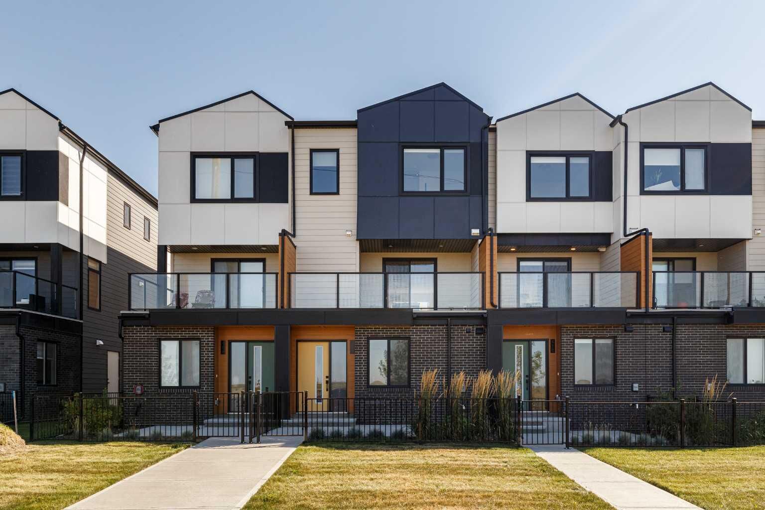 Property Photo:  8535 19 Avenue SE 409  AB T2A 7W8 