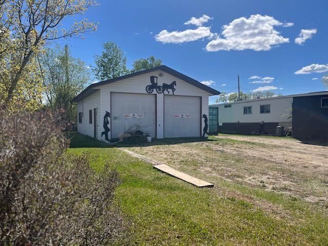 Property Photo: 10131 100 Avenue AB T0H 3S0