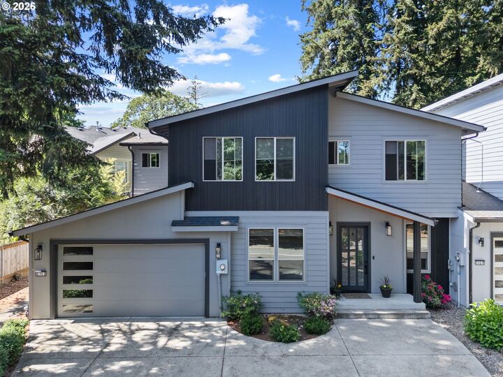 Property Photo: 5321 Lakeview Blvd OR 97035