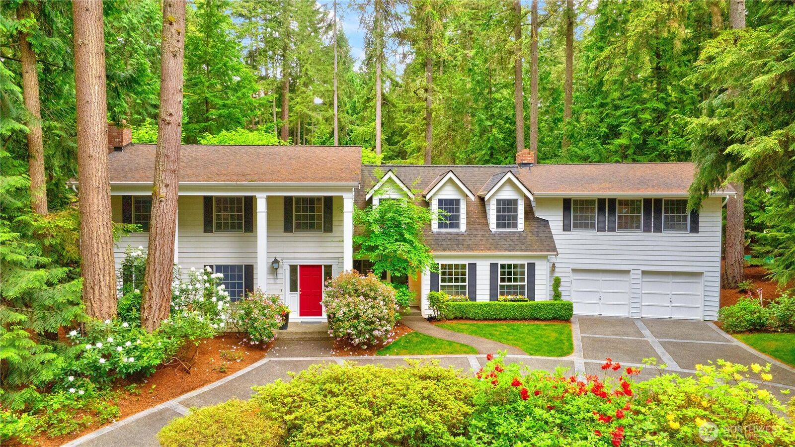 Property Photo:  3315  129th Avenue NE  WA 98005 