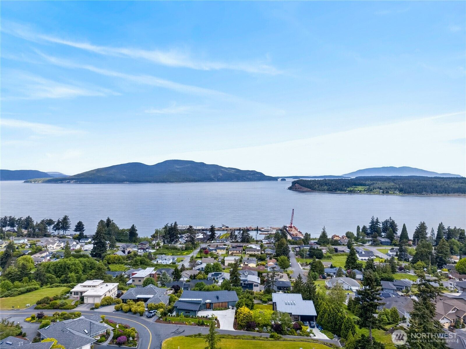 Property Photo:  2915  17th Street  WA 98221 