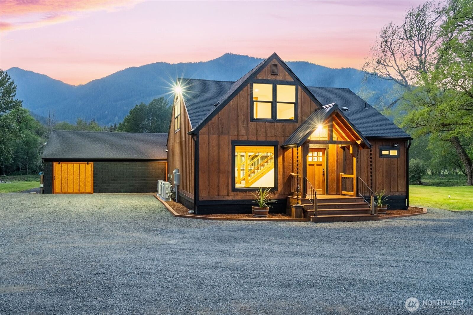 Property Photo:  12087  US Highway 12  WA 98361 