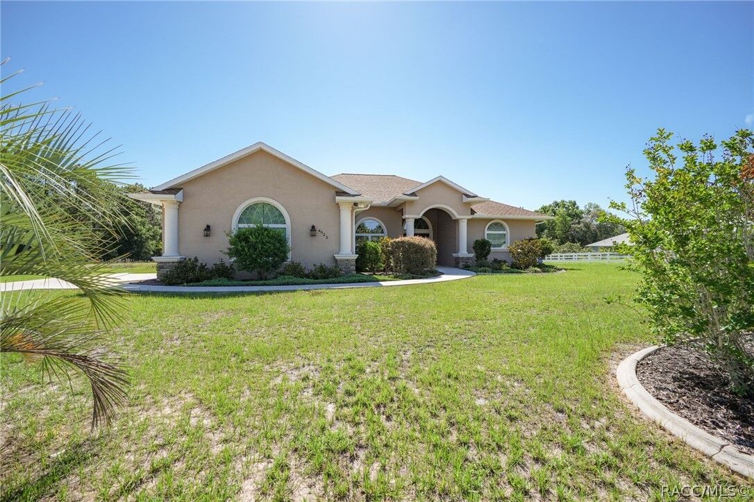Property Photo:  4625 N Apple Valley Avenue  FL 34465 