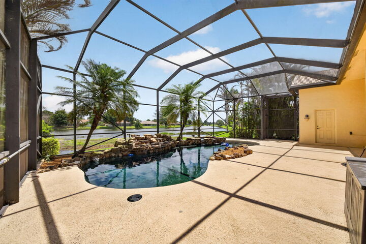 Property Photo:  886 SW Grand Reserves Boulevard  FL 34986 