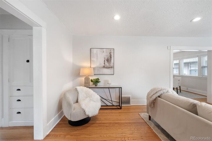 Property Photo:  764 S Ogden Street  CO 80209 