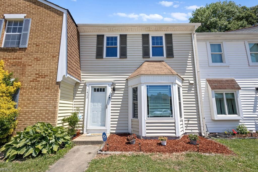 Property Photo: 1402 Doe Ct VA 23464