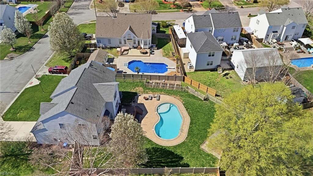 Property Photo: 820 Amberline Dr VA 23322