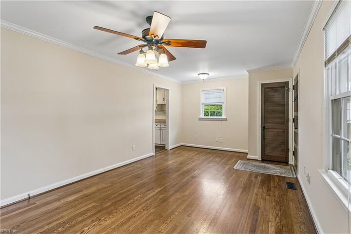 Property Photo:  6 Hickory Hill Rd  VA 23666 