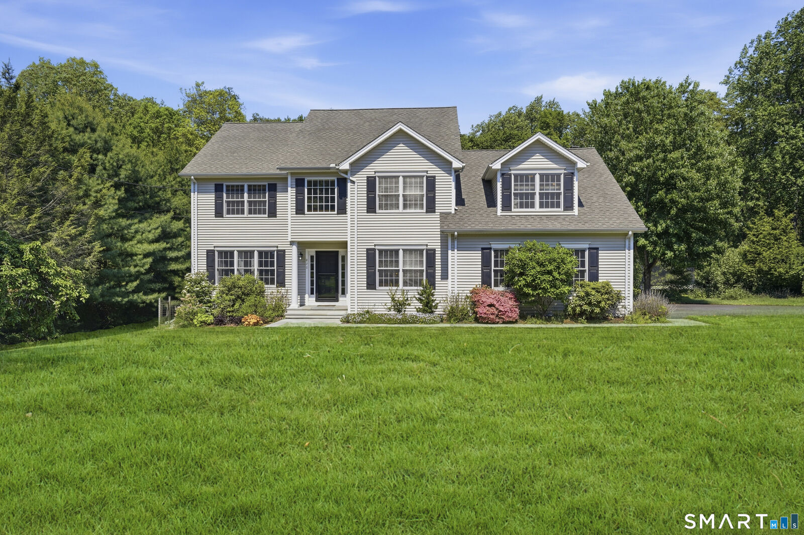 Property Photo:  826 Rail Fence Road  CT 06477 