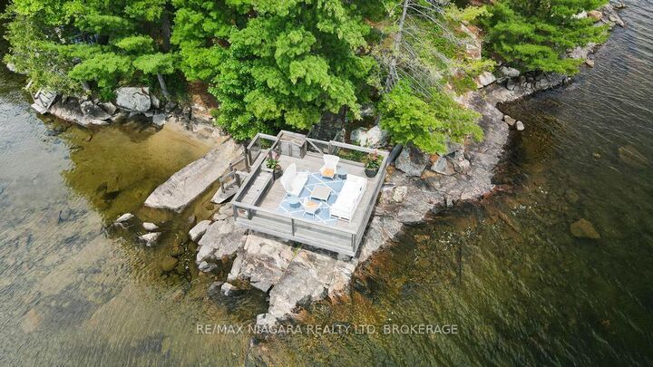 Property Photo: 1009 Mercedes Drive N ON K0M 2K0