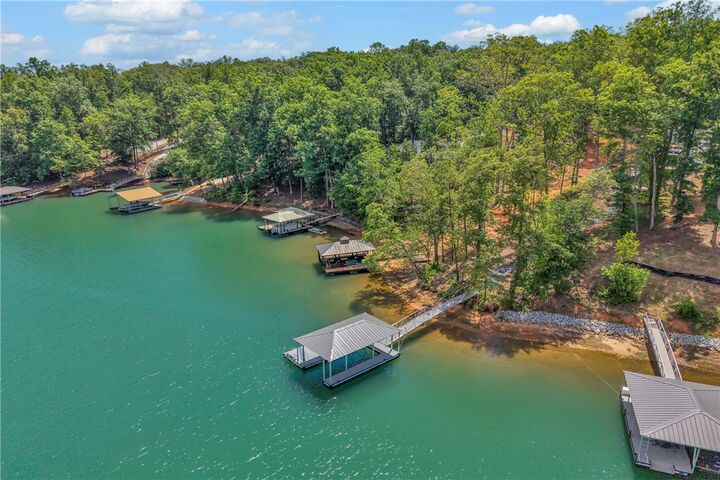 Property Photo:  4014 Hardwood Pointe Drive  SC 29696 