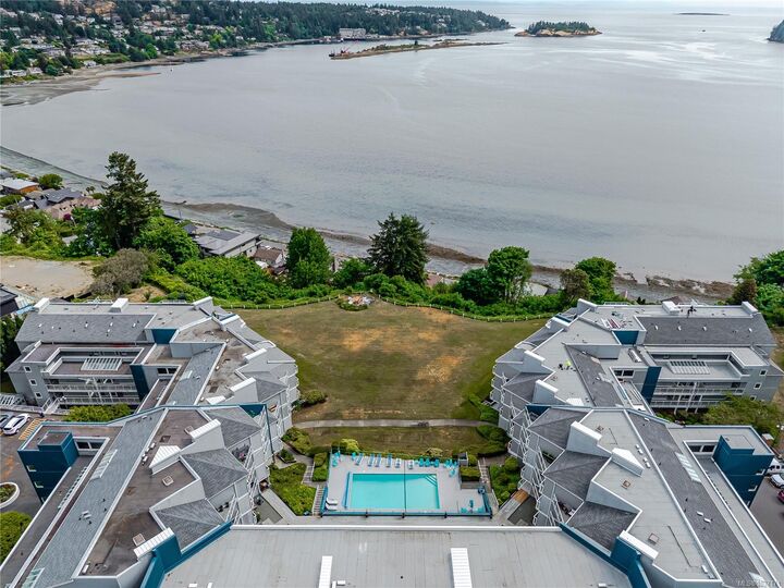 Property Photo: 2560 Departure Bay Rd #601 BC V9S 5P1