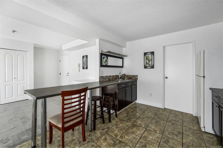 Property Photo:  18 King George St 99  BC V0R 2G0 