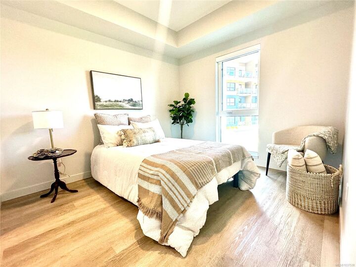 Property Photo: 120 Jensen Ave W 103E BC V9P 0H7