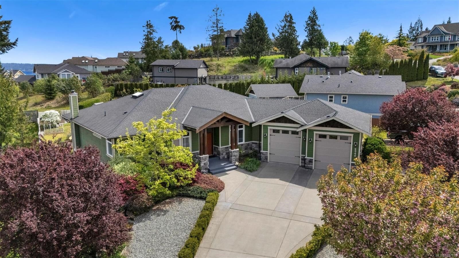 Property Photo:  2348 Coopers Hawk Rise  BC V8H 1H7 