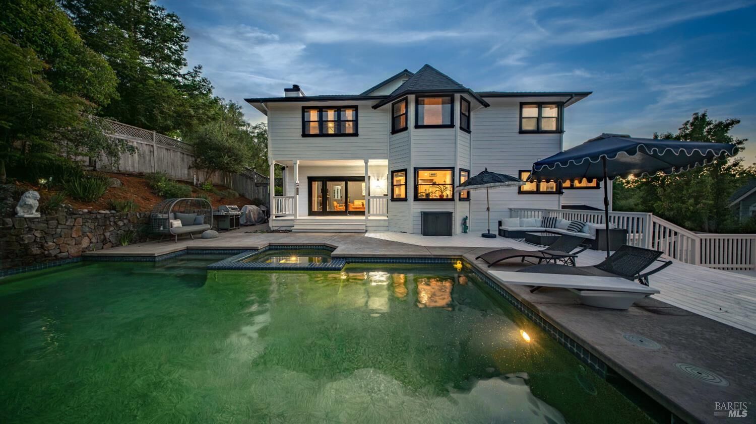 Property Photo:  782 El Paseo Drive  CA 94952 