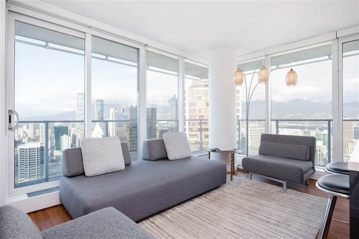 Property Photo:  777 Richards Street 470X  BC V6B 0M6 