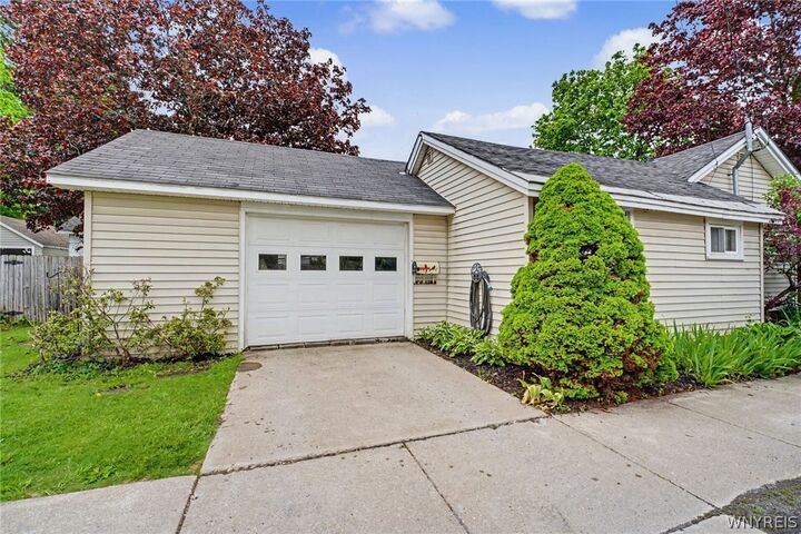 Property Photo:  88 E Main Street  NY 14009 