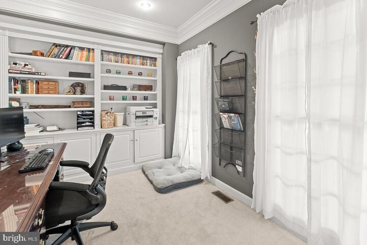 Property Photo: 6430 Bellevue Place MD 21701