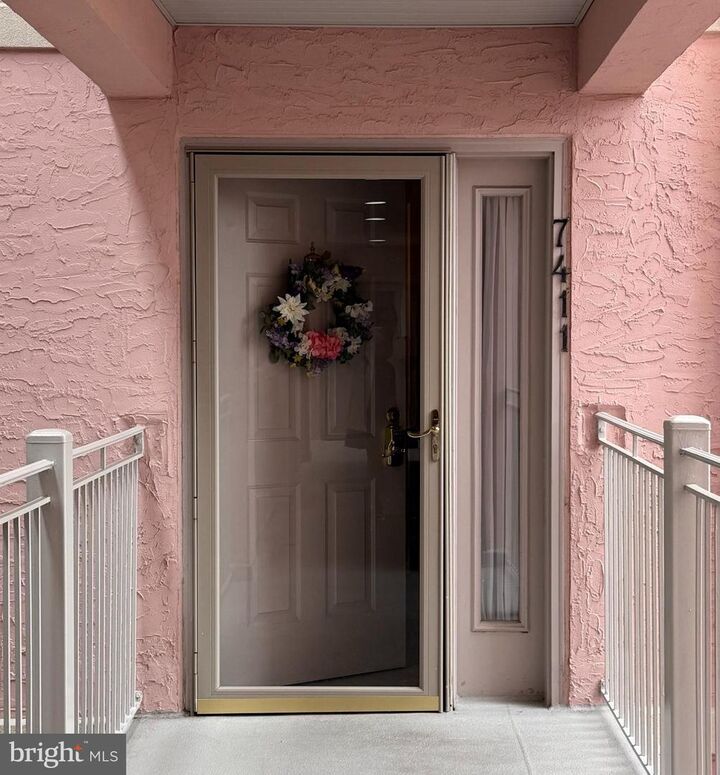 Property Photo:  7411 Yacht Club Drive 12402  MD 21811 