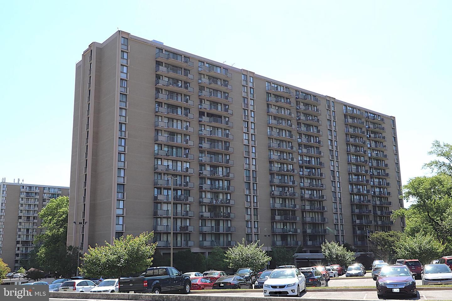 Property Photo:  6100 Westchester Park Drive 516  MD 20740 