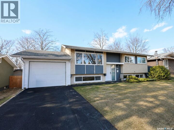 Property Photo: 680 Eastwood Street SK S6V 2T5