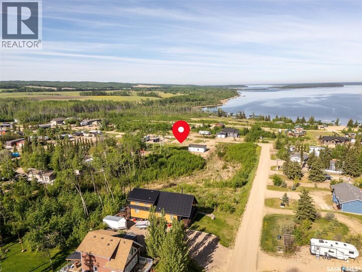 Property Photo:  917 Diamond Willow Drive  SK S0M 1A0 