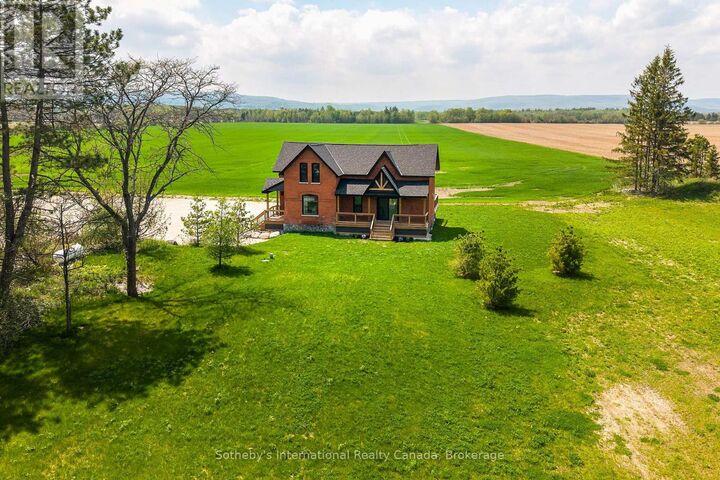 Property Photo: 1952 Nottawasaga Concession 6 North ON L0M 1S0