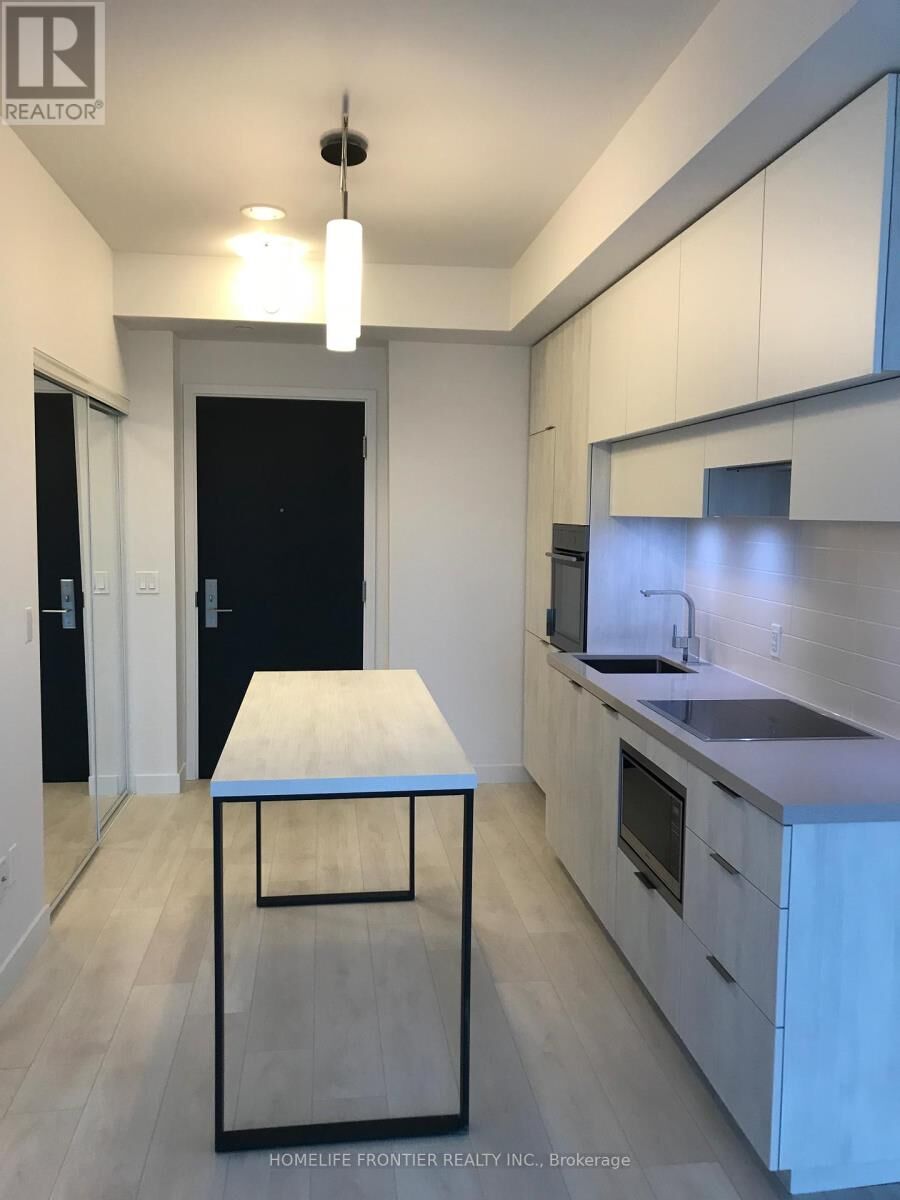 Property Photo:  8 Eglinton Avenue East 3509  ON M4P 1A6 