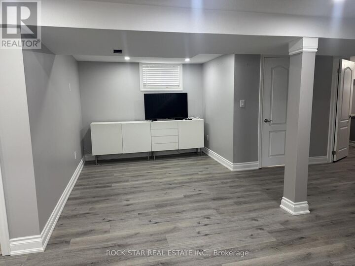 Property Photo:  387 Upper Gage Avenue Lower  ON L8K 4X9 