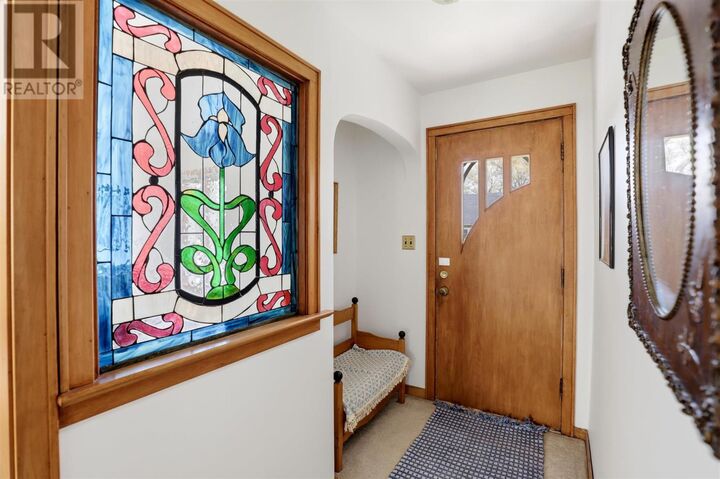 Property Photo:  45 Grandview Ave  ON P6B 3V7 