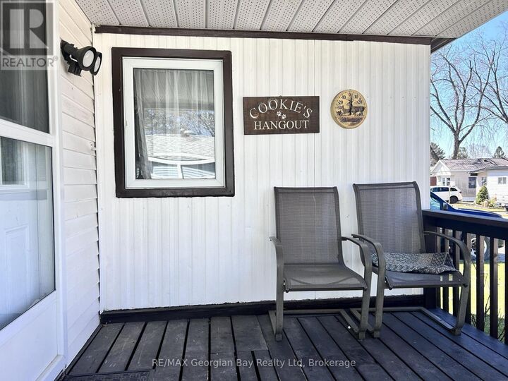 Property Photo:  3 Northland Road  ON L4R 0B9 