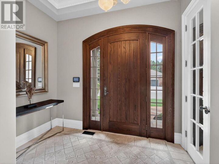 Property Photo:  3 Legacy Court  ON M2L 2Y7 