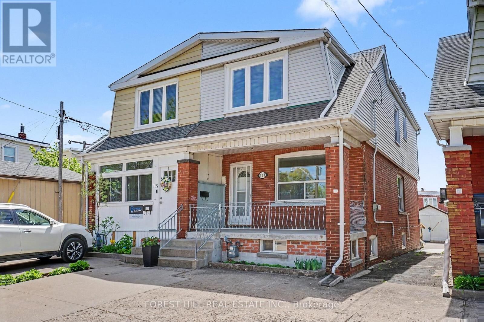 Property Photo:  113 Milverton Boulevard  ON M4J 1T7 