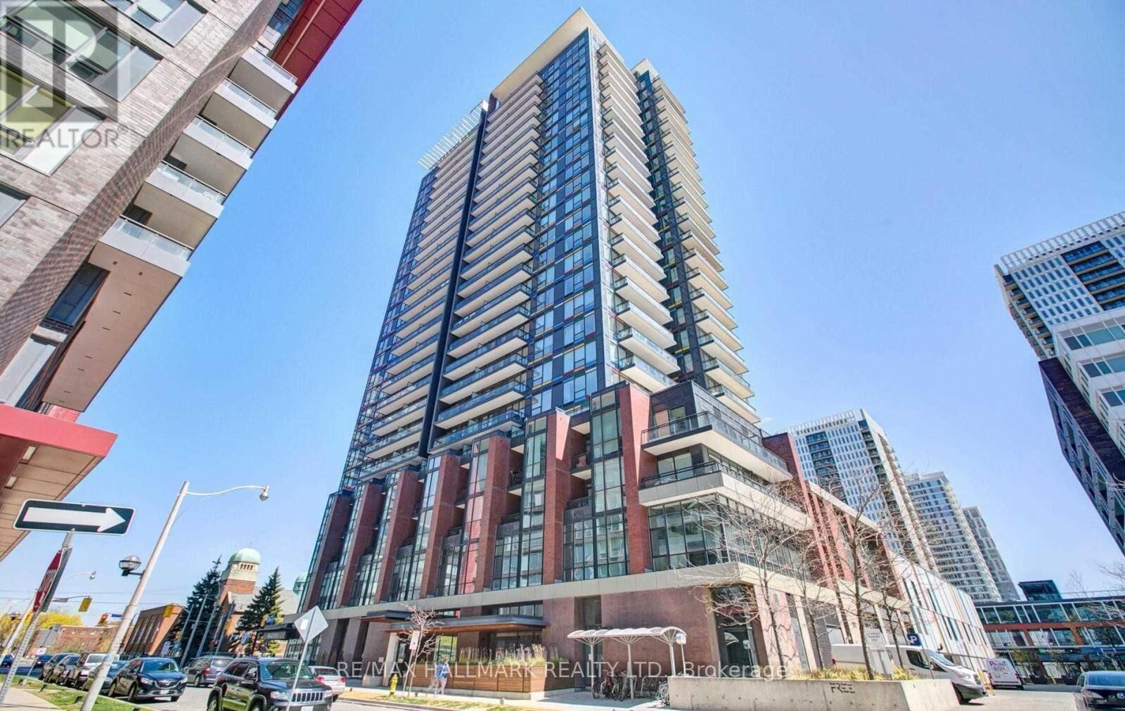 Property Photo:  225 Sackville Street 2501  ON M5A 0B9 