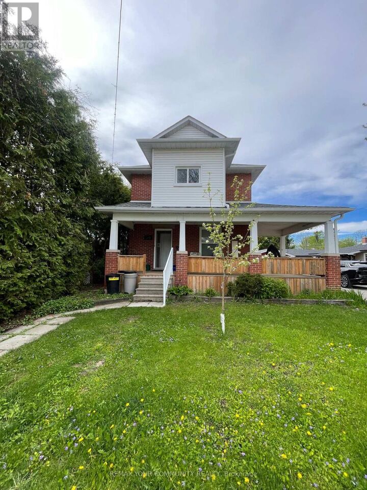 Property Photo:  50 Middle Street 2  ON L0E 1R0 